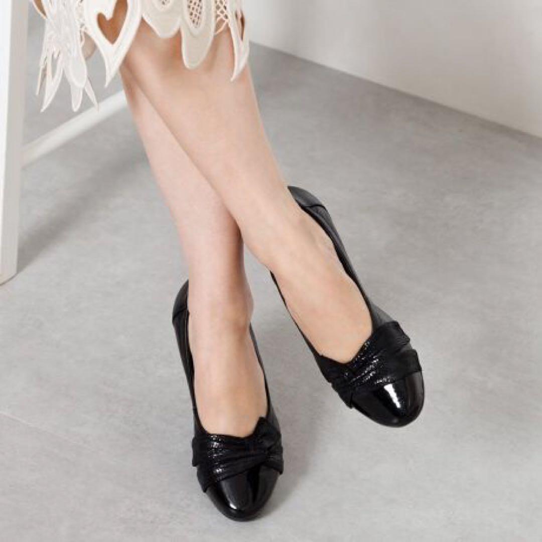 未使用級✧撥水レザー HIMIKOクロスリボンスニーカーパンプス／人気ブラック