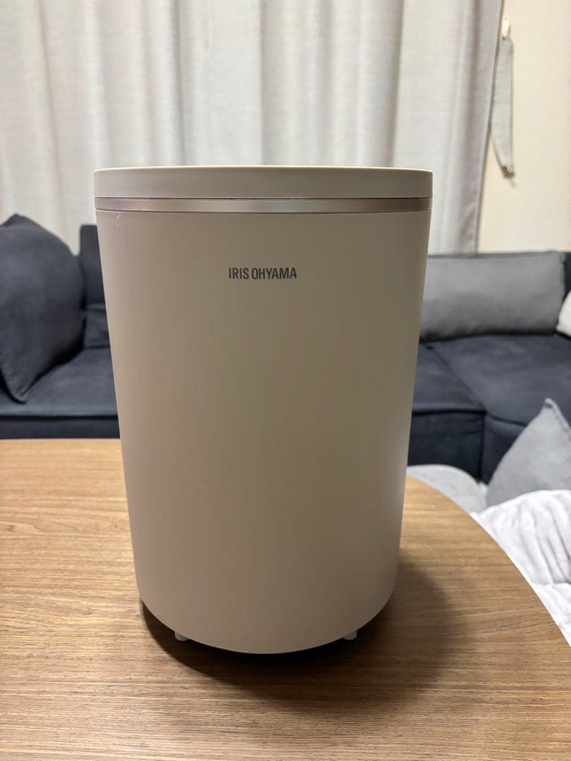 美品‼️IRIS OHYAMA スチーム式加湿器2025年製