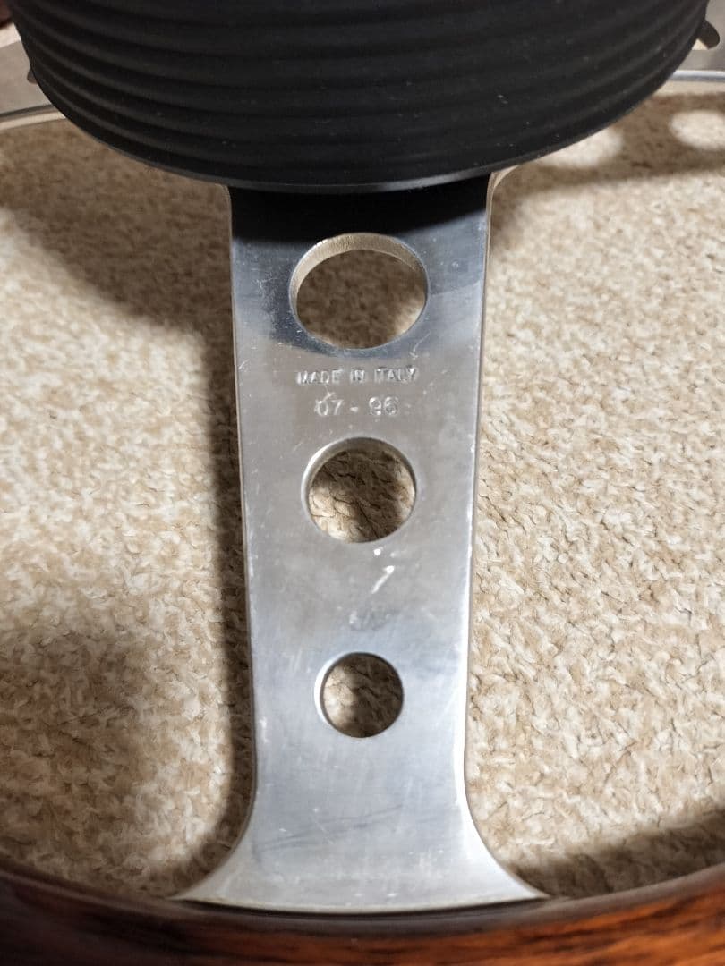 MOMO ウッド ステアリング INDY モモ　ITALY07-96ボス付き