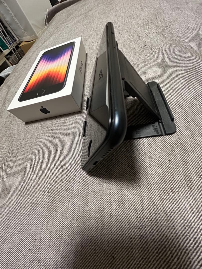 Apple iPhone SE (第3世代) ブラック 64GB SIMフリー