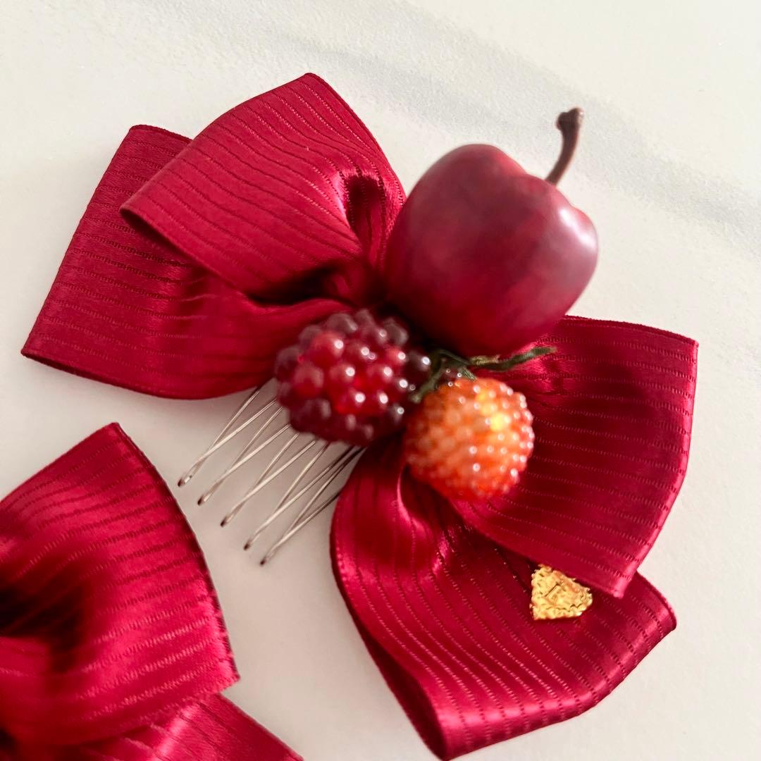 BABY アップル　リボンコーム　エンジ　林檎