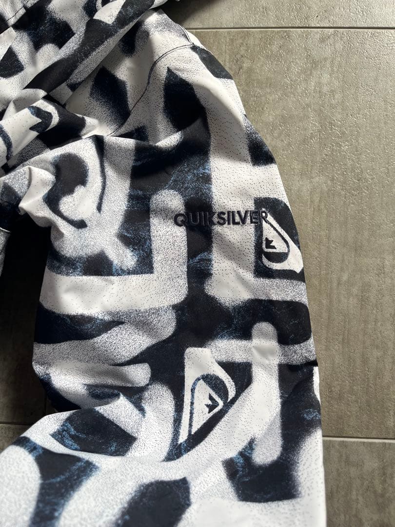 Quiksilver スノーボードウェア セットスキーウェア男女兼用