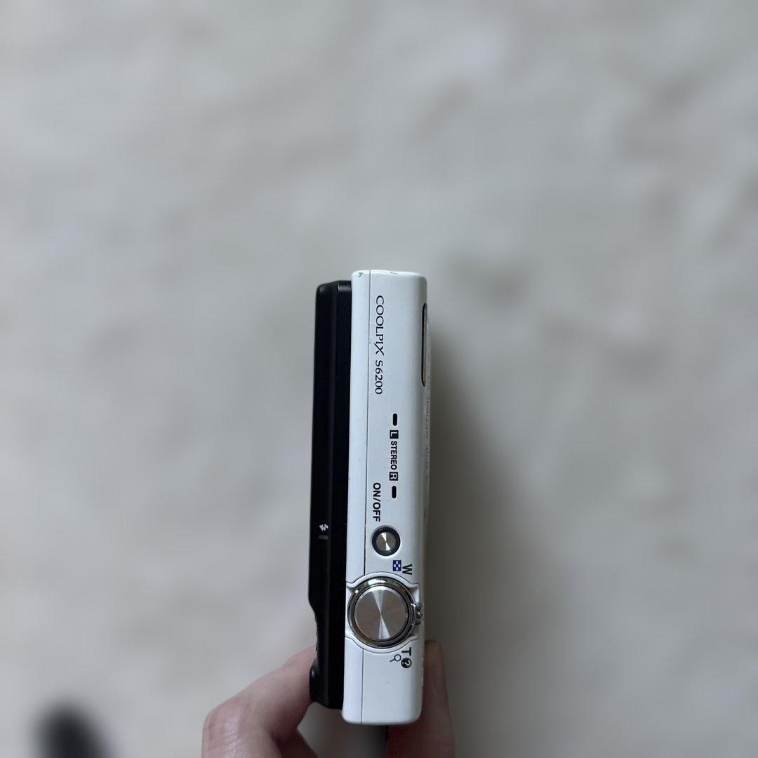 Nicon COOLPIXS6200 ホワイト