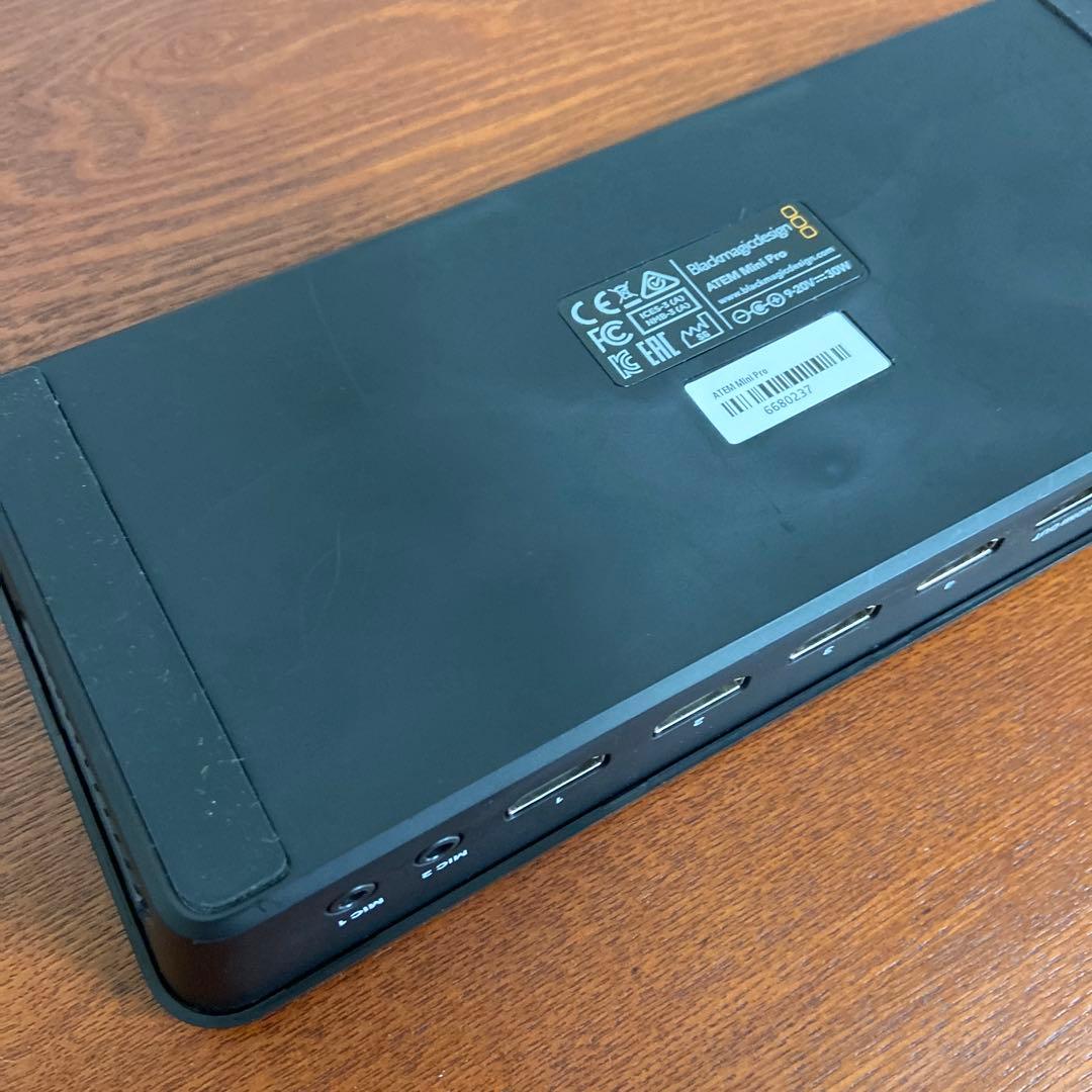 ATEM Mini Pro ビデオスイッチャー