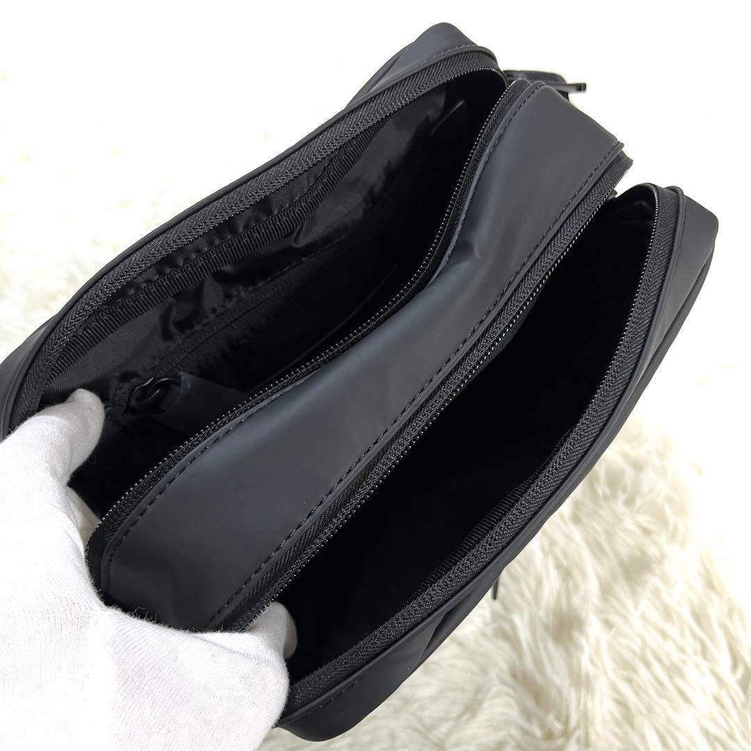 mi ✨DIESEL ショルダーバッグ ブラック