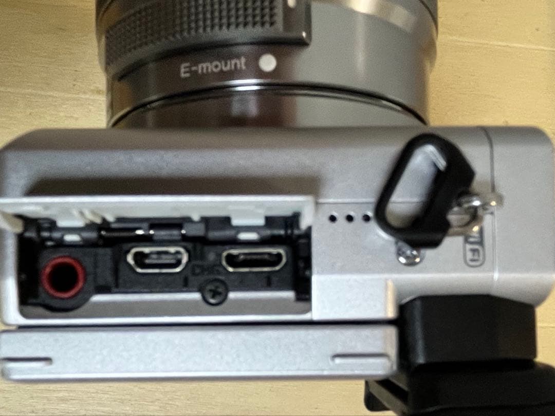 SONY α6400 ミラーレスカメラ E 16-50mmレンズ付き