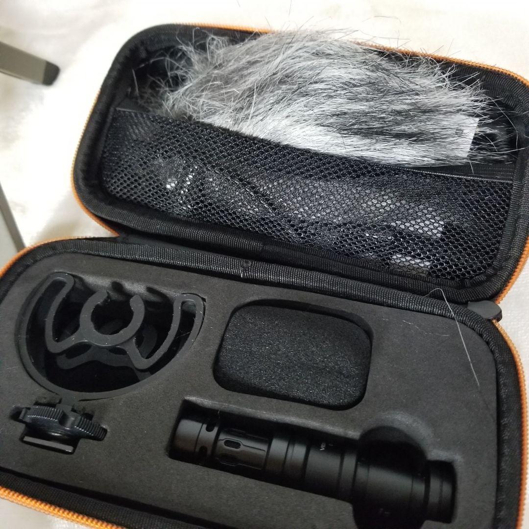 OLYMPUS E−620 E-620