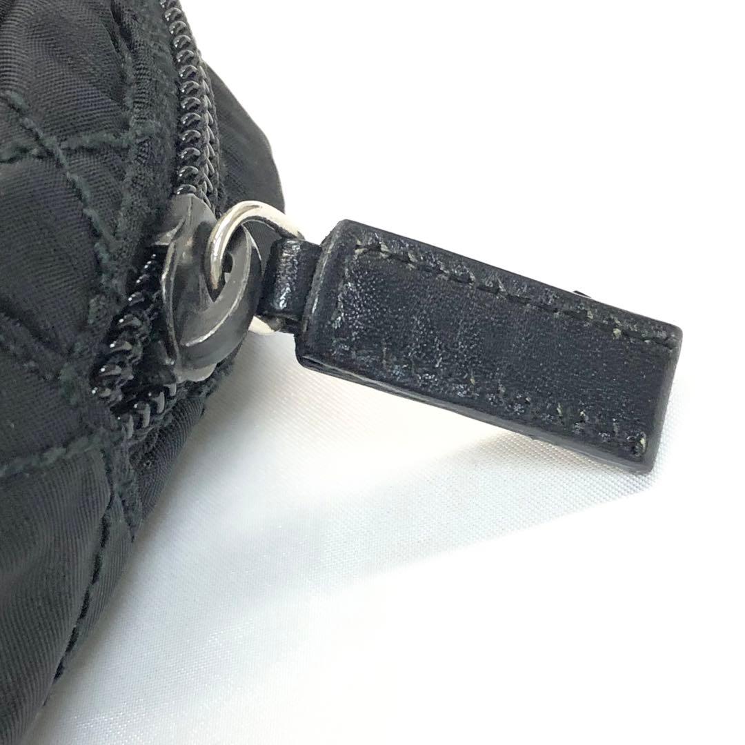 DEARLIVE TOKYO✨　PRADA プラダ キルティング ポーチ