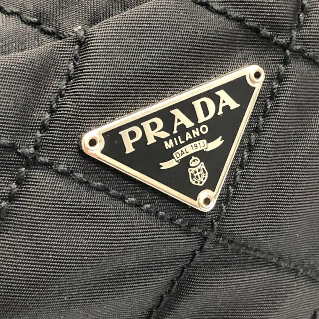 DEARLIVE TOKYO✨　PRADA プラダ キルティング ポーチ