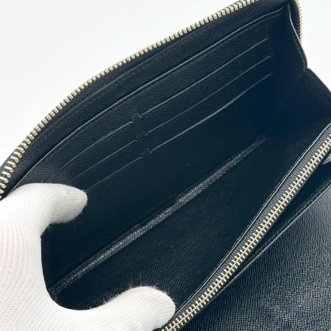 ルイヴィトン ジッピーオーガナイザー エピ ブラック ラウンドファスナー 長財布