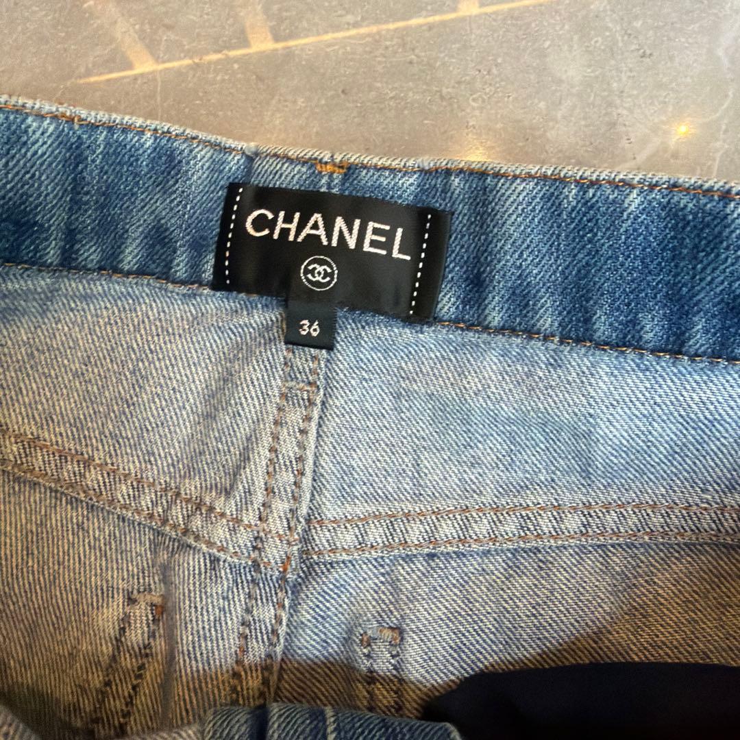 CHANEL ライトブルーデニムパンツ　36