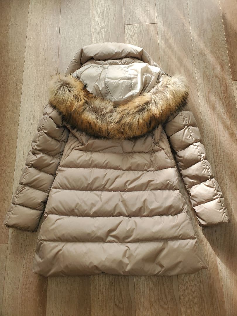 【2回着用】TATRAS×TOMORROWLAND SARMA レディースダウン