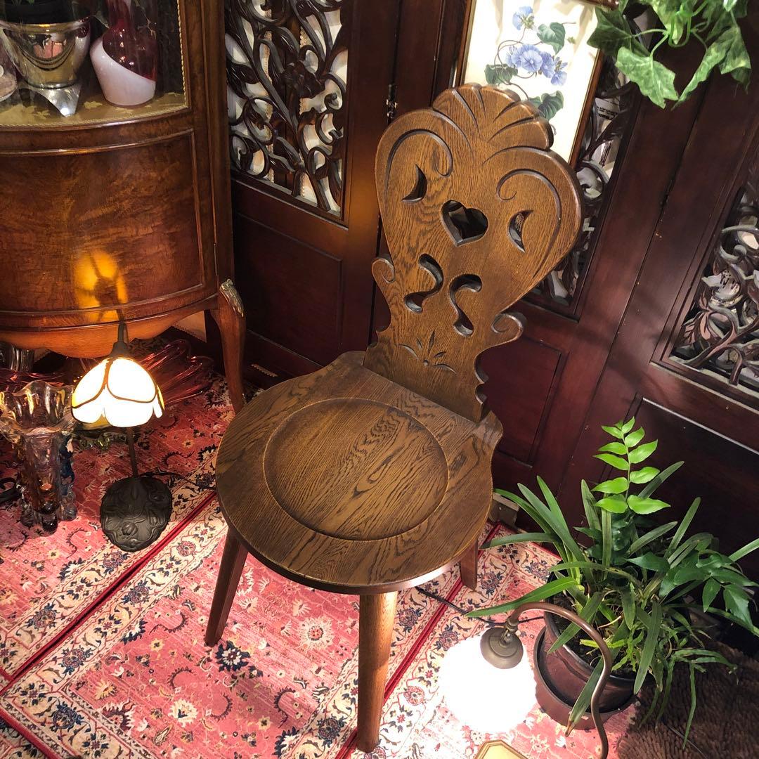 ローズ２脚　ブリティッシュアンティークST ハートくり抜き　板座チェア