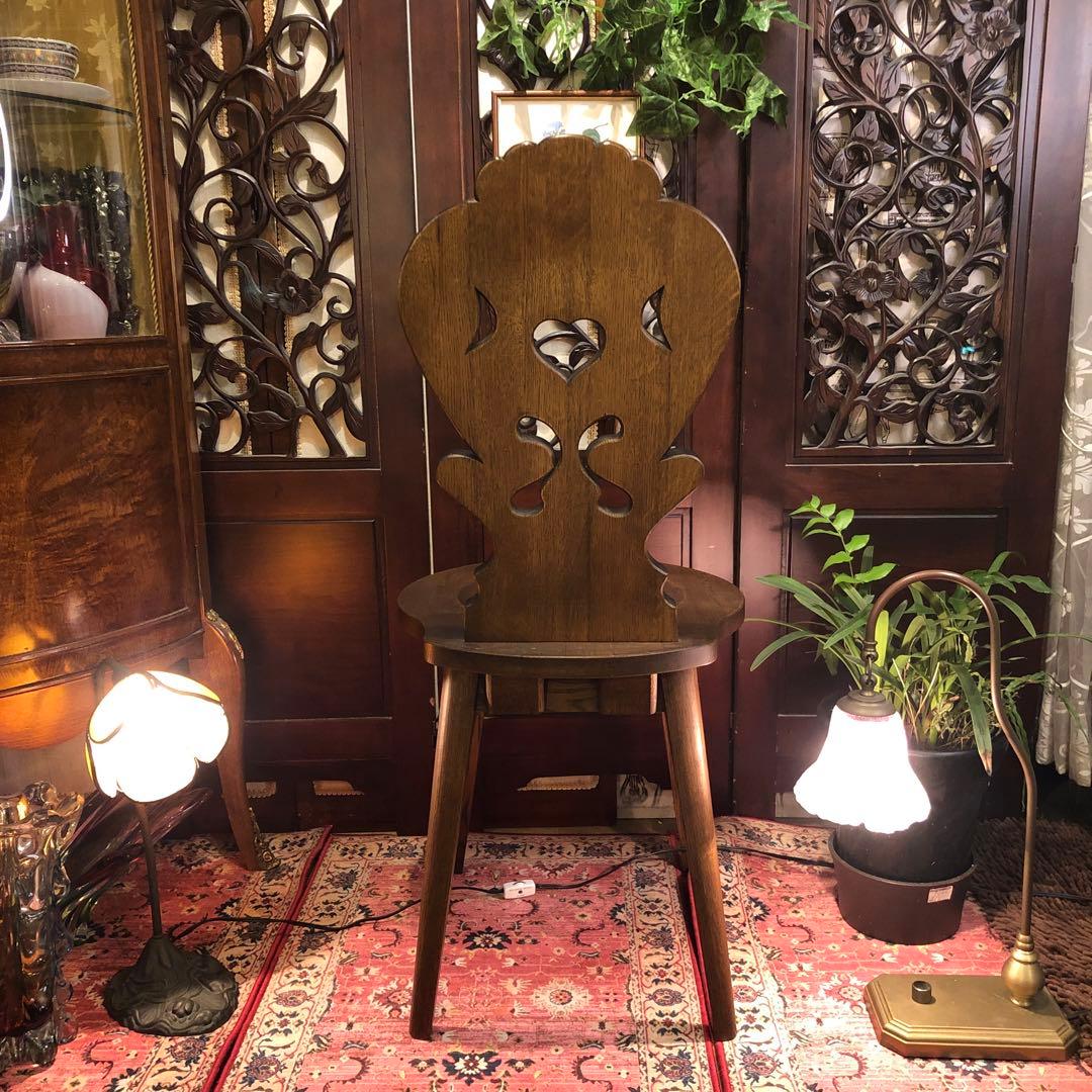 ローズ２脚　ブリティッシュアンティークST ハートくり抜き　板座チェア