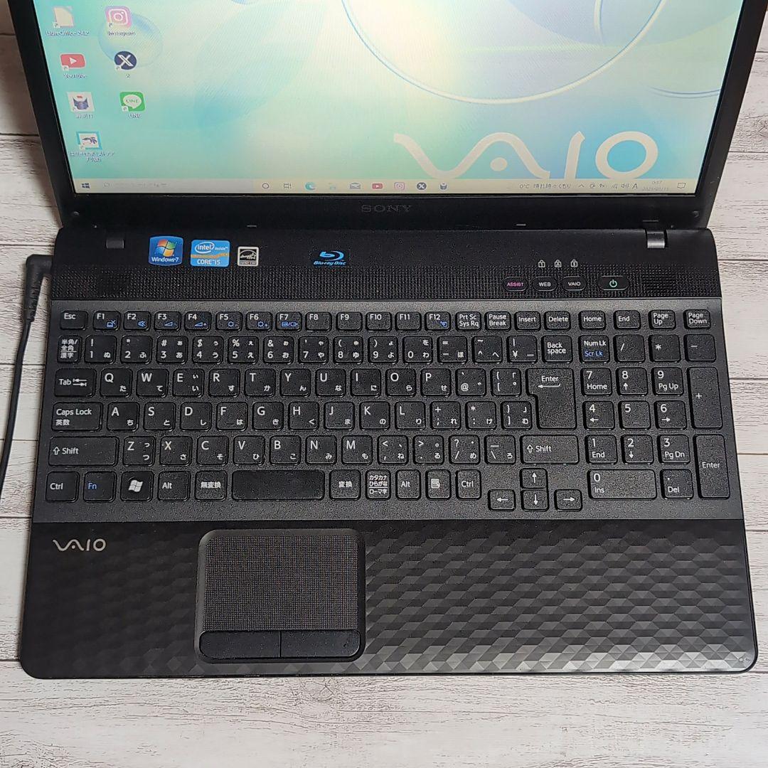 VAIO　SONYノートパソコンCorei5/8GB　ブルーレイ　WEBカメラ