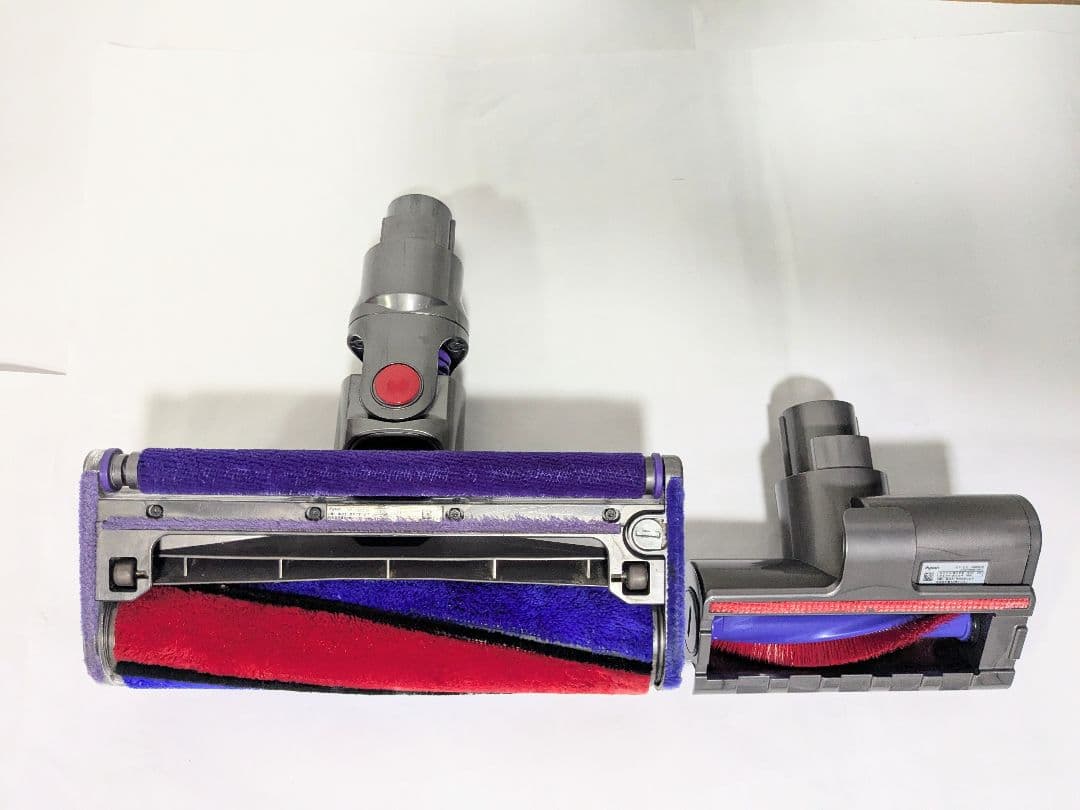 【55分稼働】ダイソン掃除機V10 スタンド付きフルセット 動作品　①