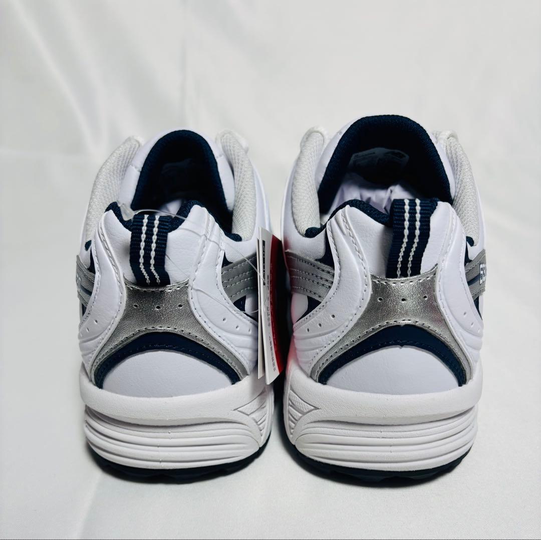 ニューバランス ゴルフ レディース スパイクレスシューズ 23.5cm 新品