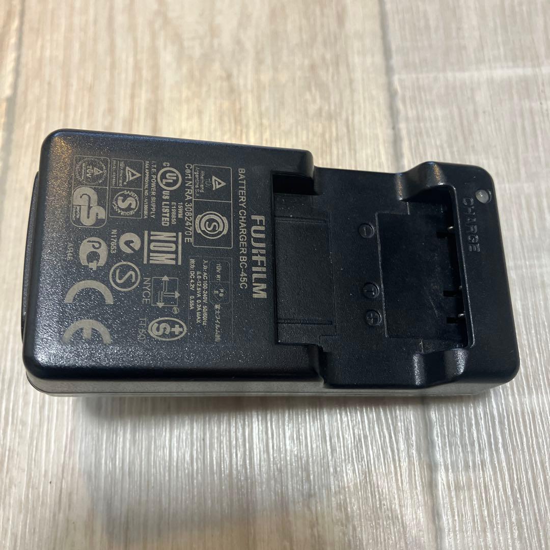 FUJIFILM FinePix JX400 シャンパンゴールド デジカメ