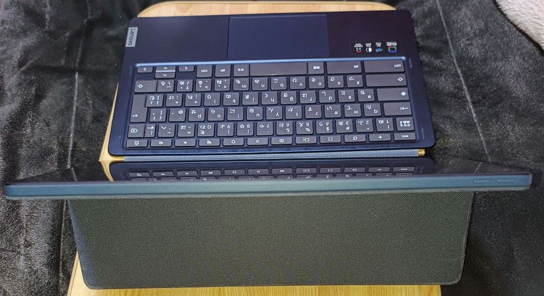 Chromebook本体 Lenovo ideapad duet 560 RAM4GB ROM128GB