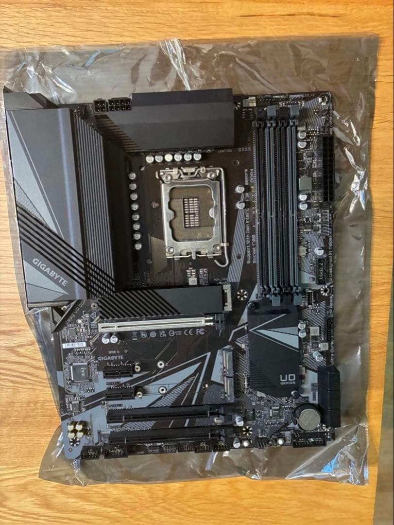 GIGABYTE Z690 UD DDR4 マザーボード