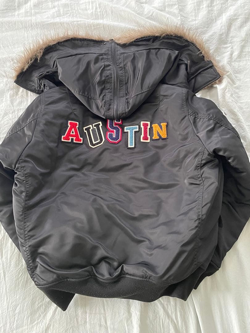 ヒステリックグラマーダウン プリマロフト　Mサイズ