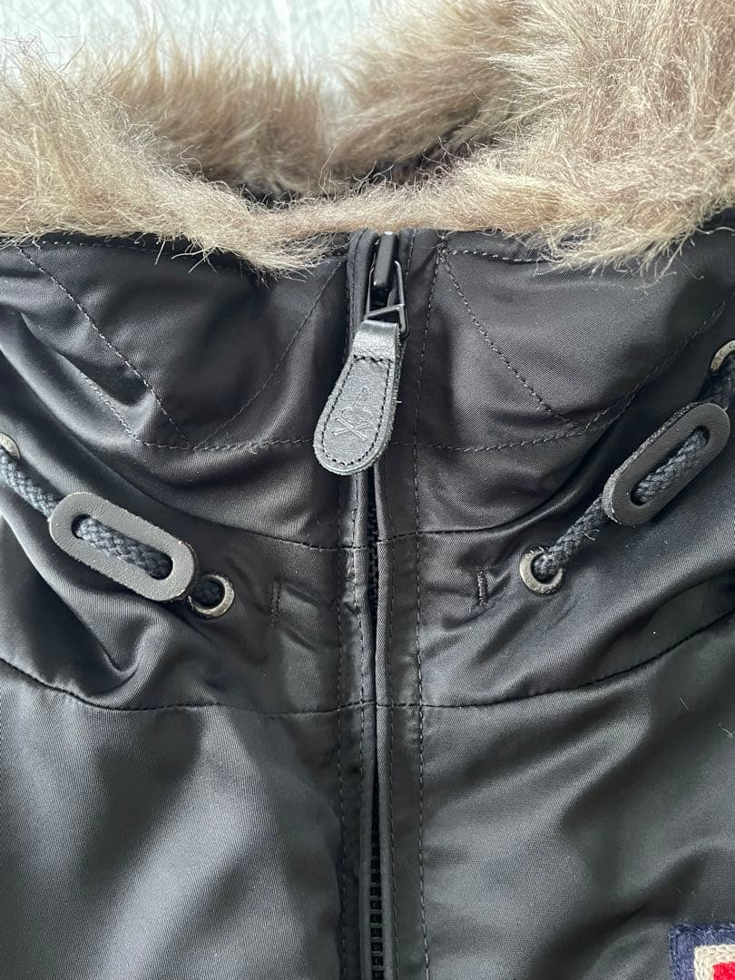 ヒステリックグラマーダウン プリマロフト　Mサイズ