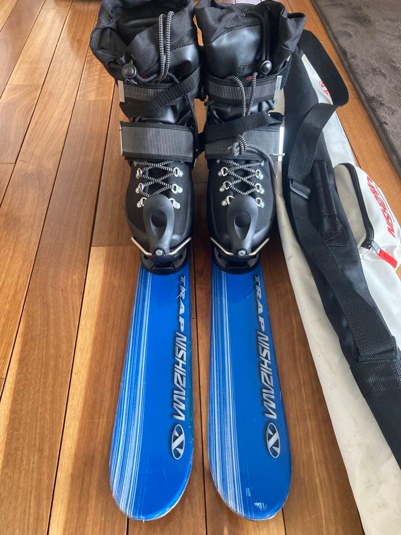 ショートスキー(ファン)ボード板と収納ケースとソフトブーツ27cmセット