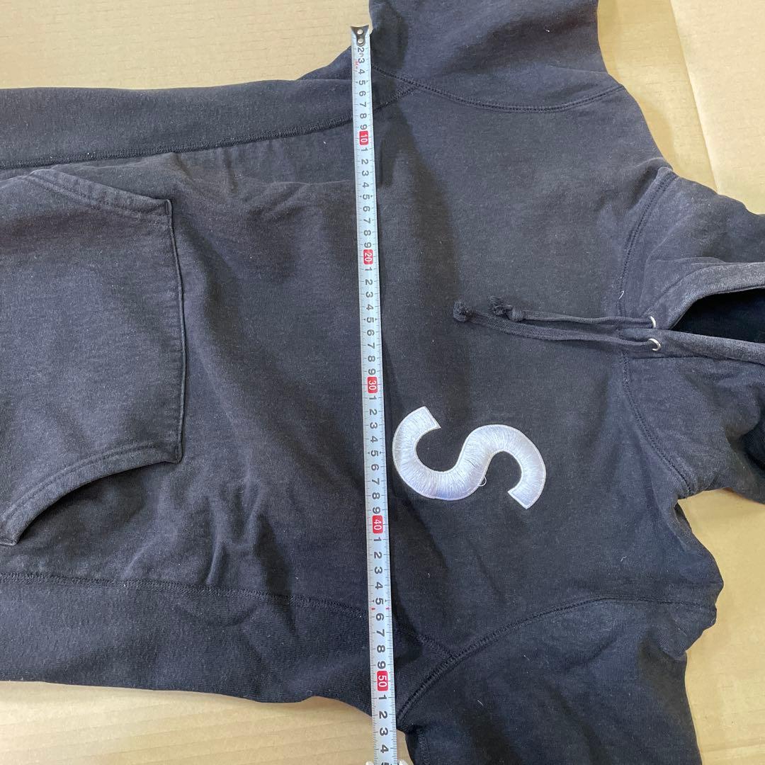 supreme シュプリーム　Sロゴ　刺繍　パーカー