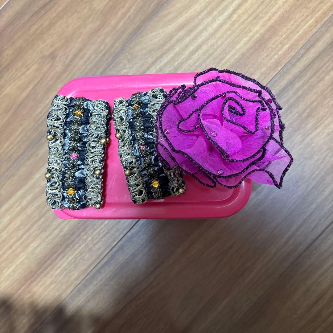 バレエ衣装 黒とピンク 星形刺繍