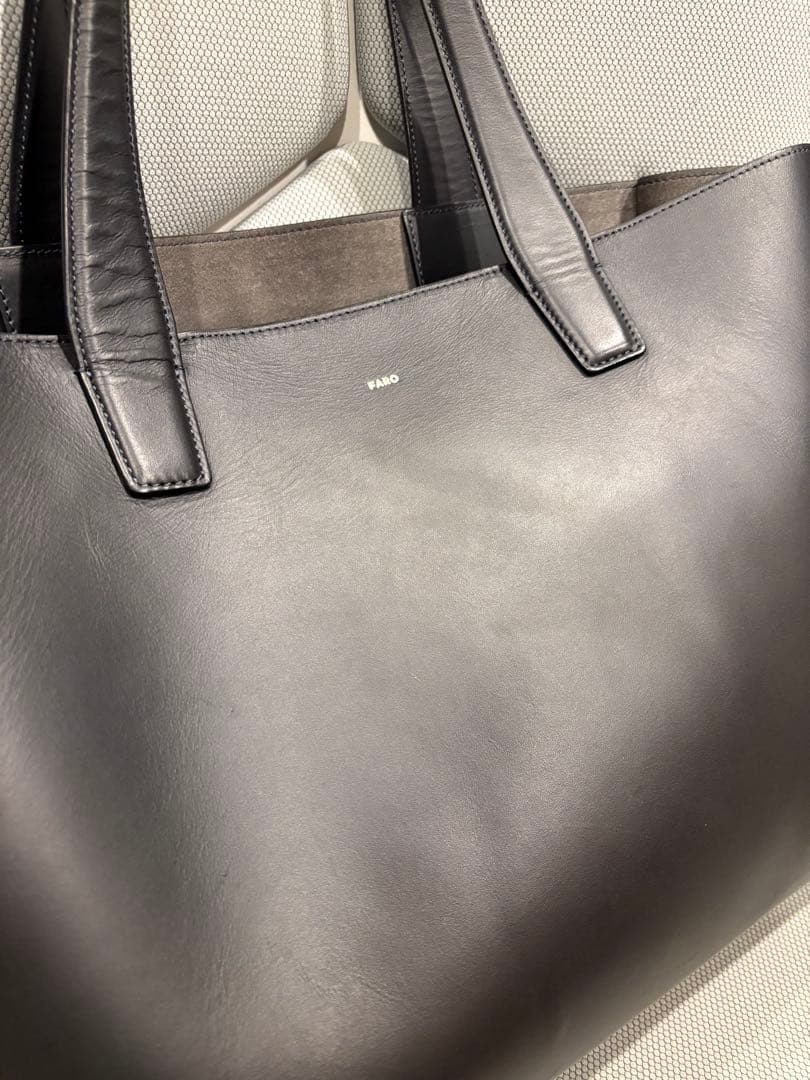 faro ブラック レザートートバッグ