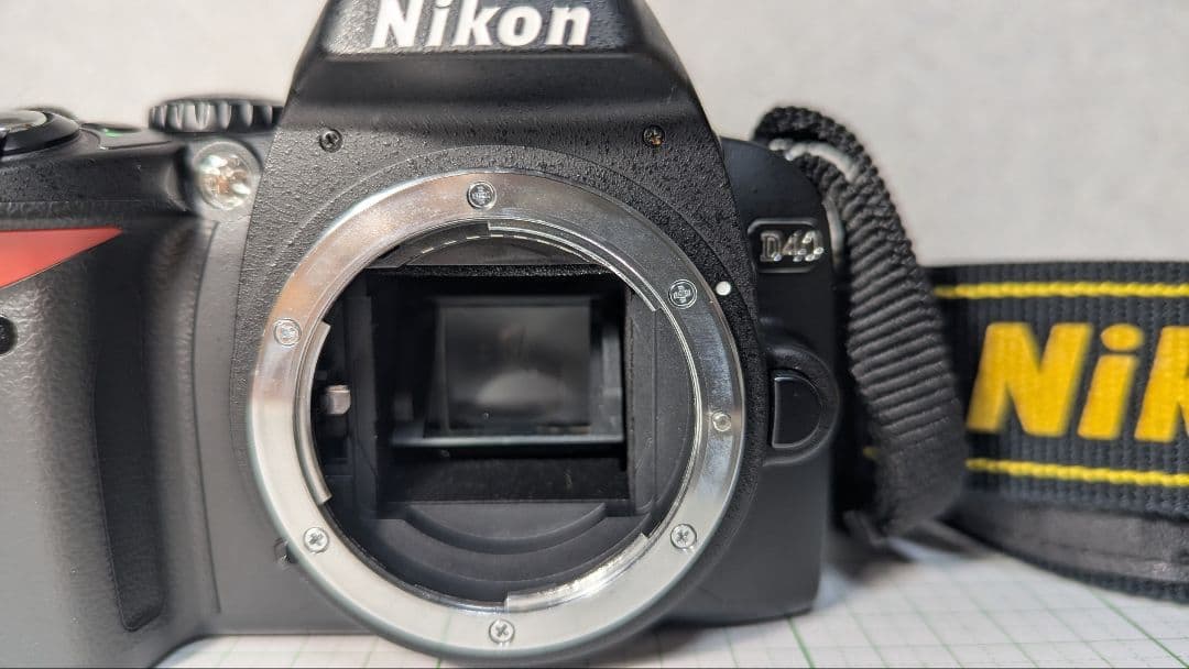 Nikon D40 デジタル一眼レフカメラ　ズームレンズ2本セット、バッグ付一式