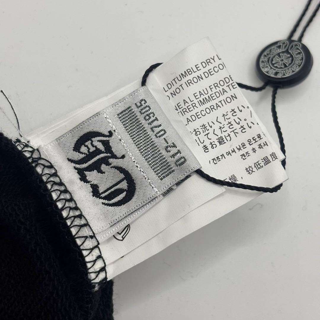 ラスト1点！早い者勝ち！Chrome Heartsの刺繍が入ったジップパーカー！