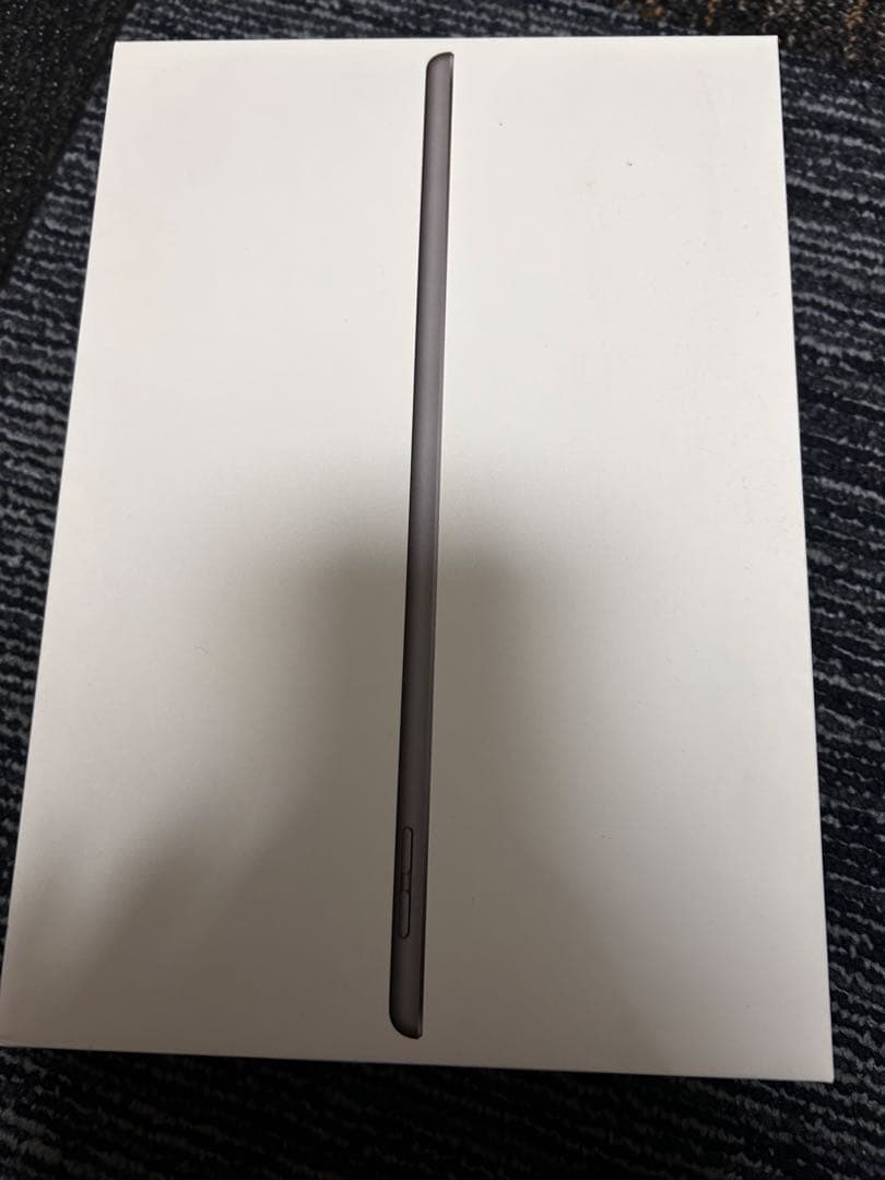 iPad (第8世代) 128GB スペースグレー