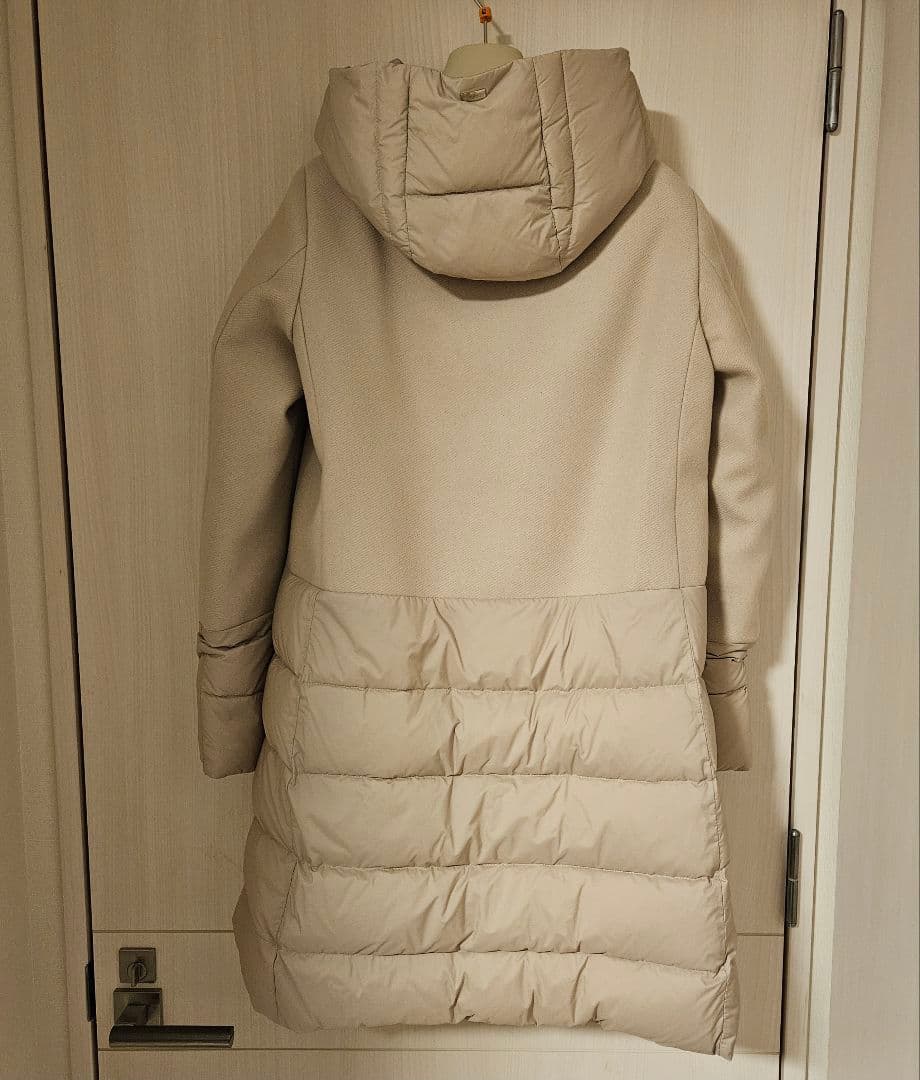 HERNO ヘルノ ウール×ナイロン 異素材切替ダウンコート アイボリー 42