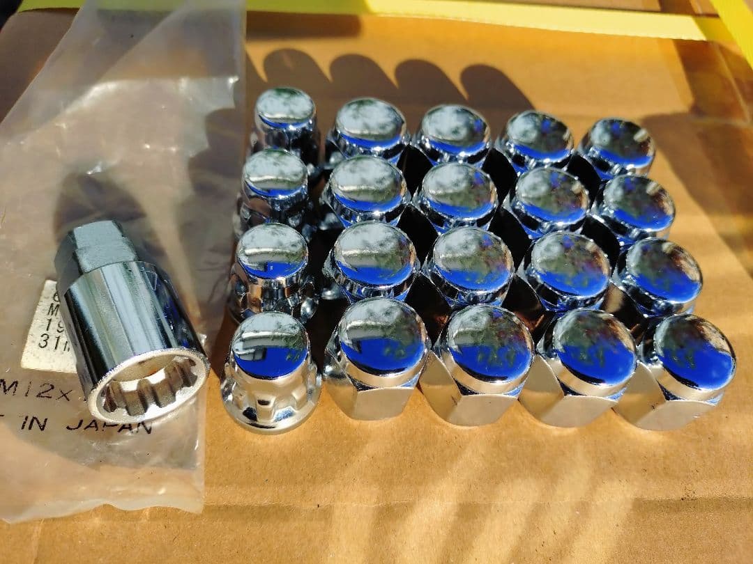 送料込み！CX-5ブリザックスタッドレスタイヤホイールセット