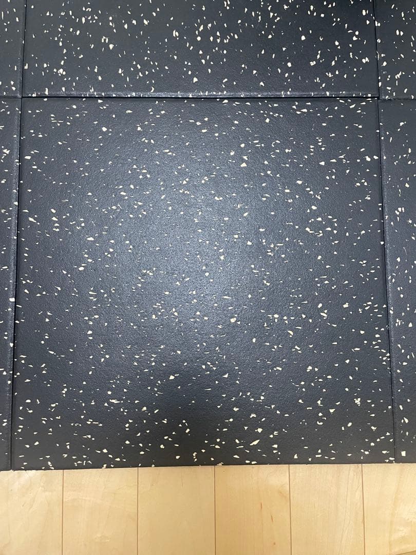 購*者様 ２０枚　ゴムフロアマット　50x50x2cm カラー：ホワイトチップ