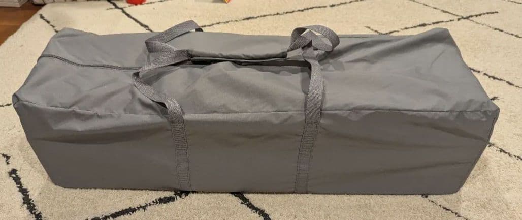 美品 Aprica 折り畳みベビーベッド ココネルエアー