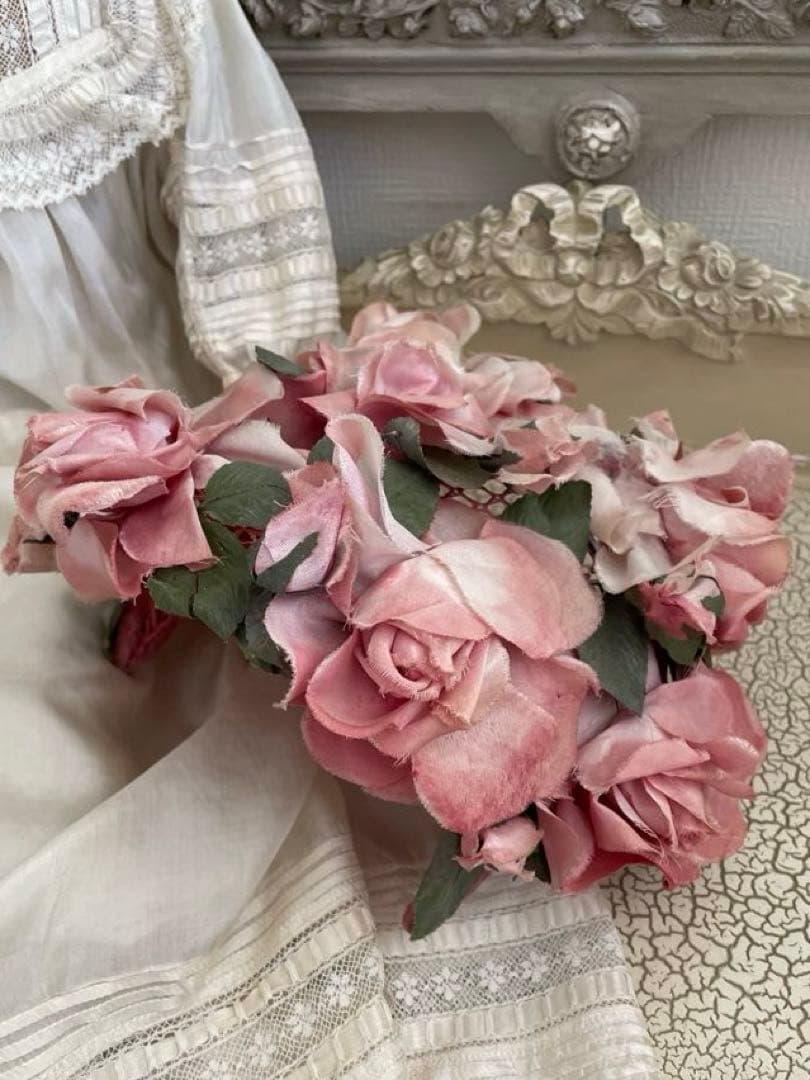 〜♡〜本日限定価格❣️〜♡〜フランスアンティーク 布花 いっぱい ヘッドドレス