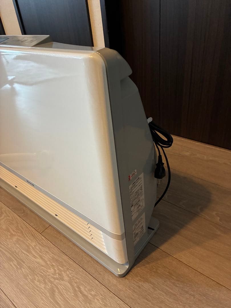 【2025年製】　温水ルームヒーター 床置移動型 RFM-Y61EB