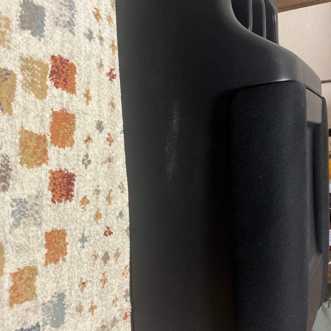 キャラバン純正コンソールボックス