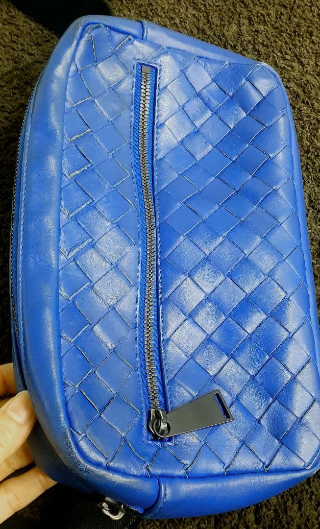 ボッテガヴェネタ ボディバッグ/ベルトバッグ/ウエストバッグ メンズ ブルー