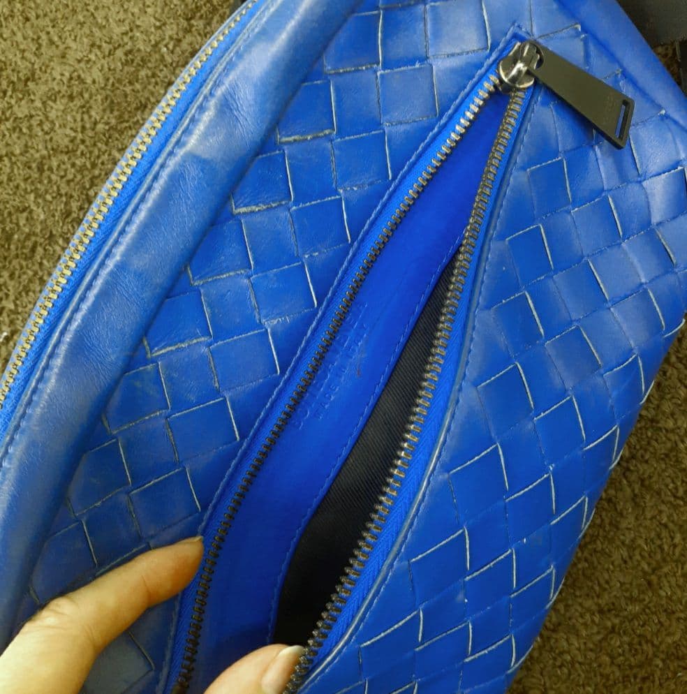 ボッテガヴェネタ ボディバッグ/ベルトバッグ/ウエストバッグ メンズ ブルー