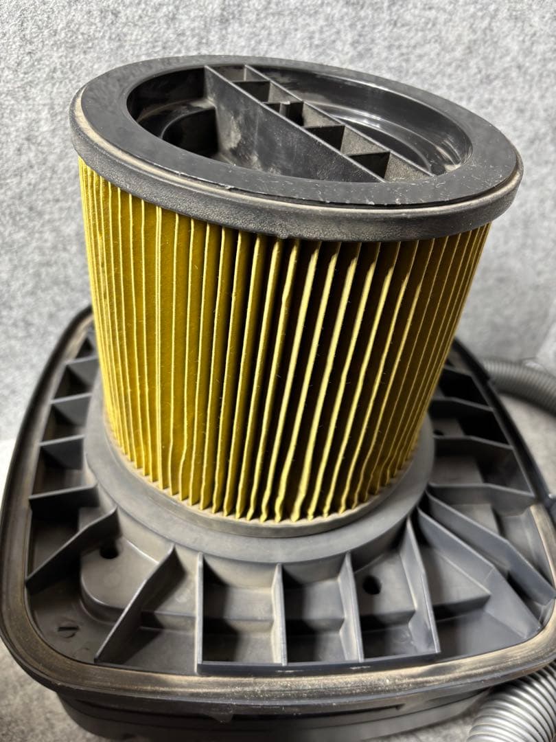 Ryobi RVC-1100 乾湿両用掃除機 本体