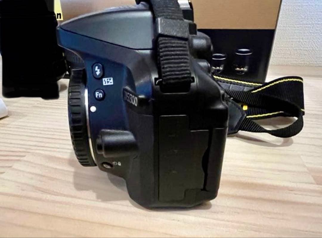 Nikon D5300 デジタル一眼レフカメラ