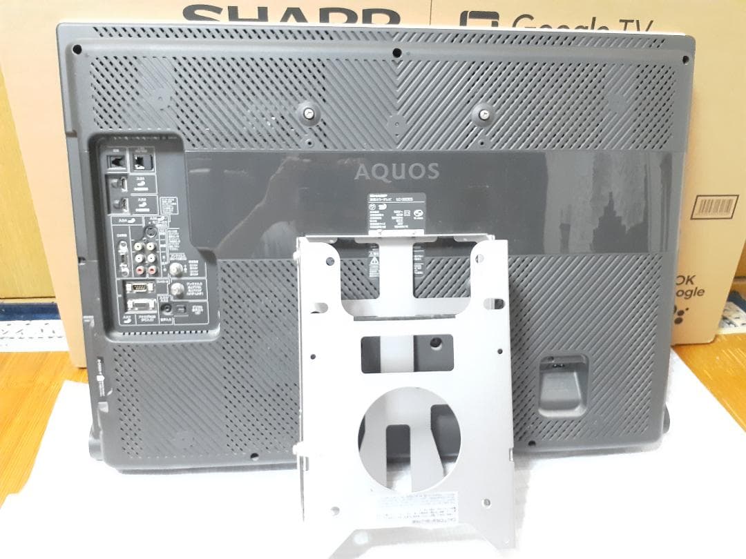 【壁掛けテレビ】SHARP　AQUOS　 LC-32DE5