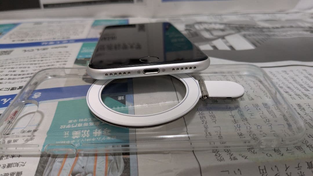 iPhone SE 第2世代 64GB ホワイト au 白ロム