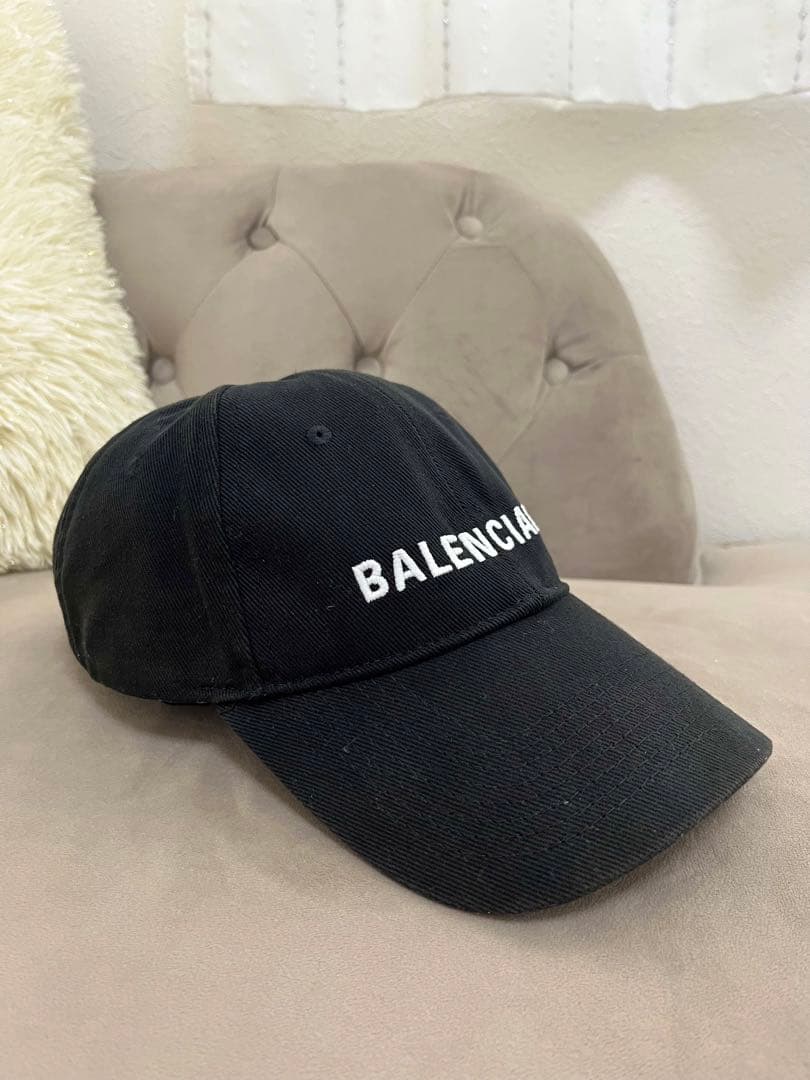 BALENCIAGA バレンシアガ キャップ 黒 ロゴ