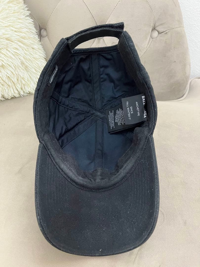 BALENCIAGA バレンシアガ キャップ 黒 ロゴ