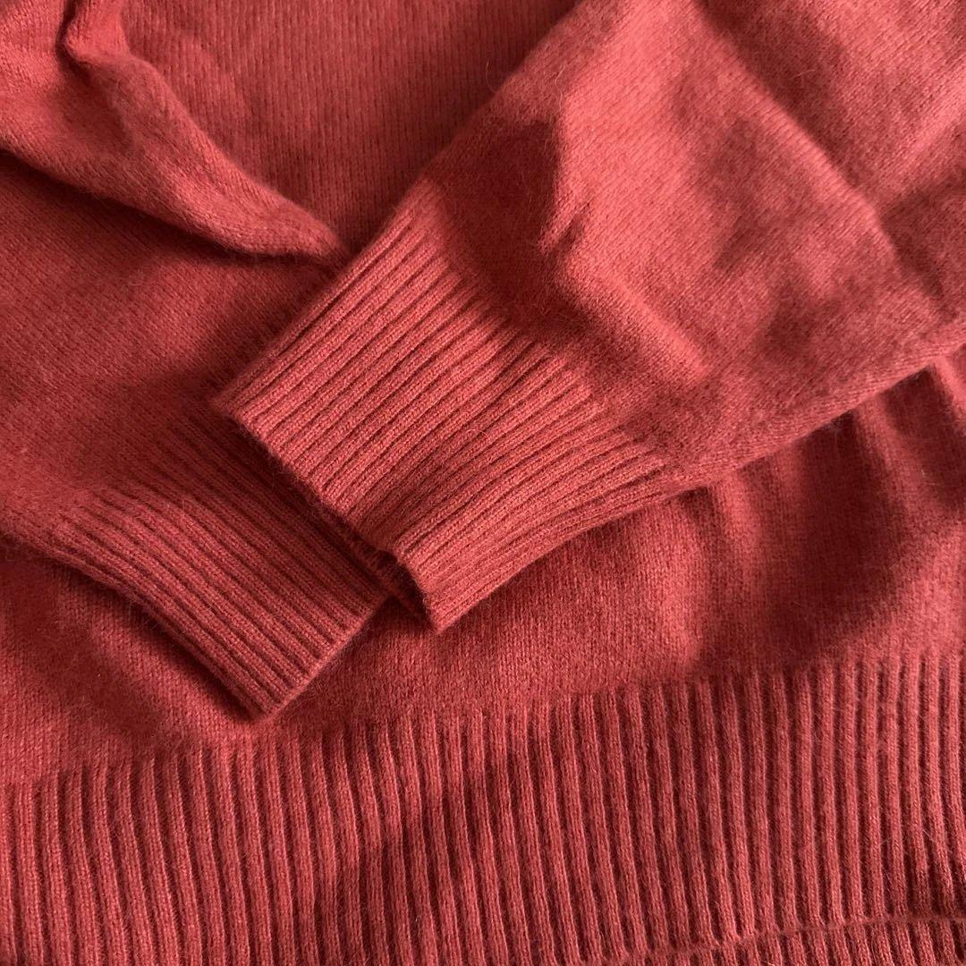 今期Midi Umi 赤長袖セーター