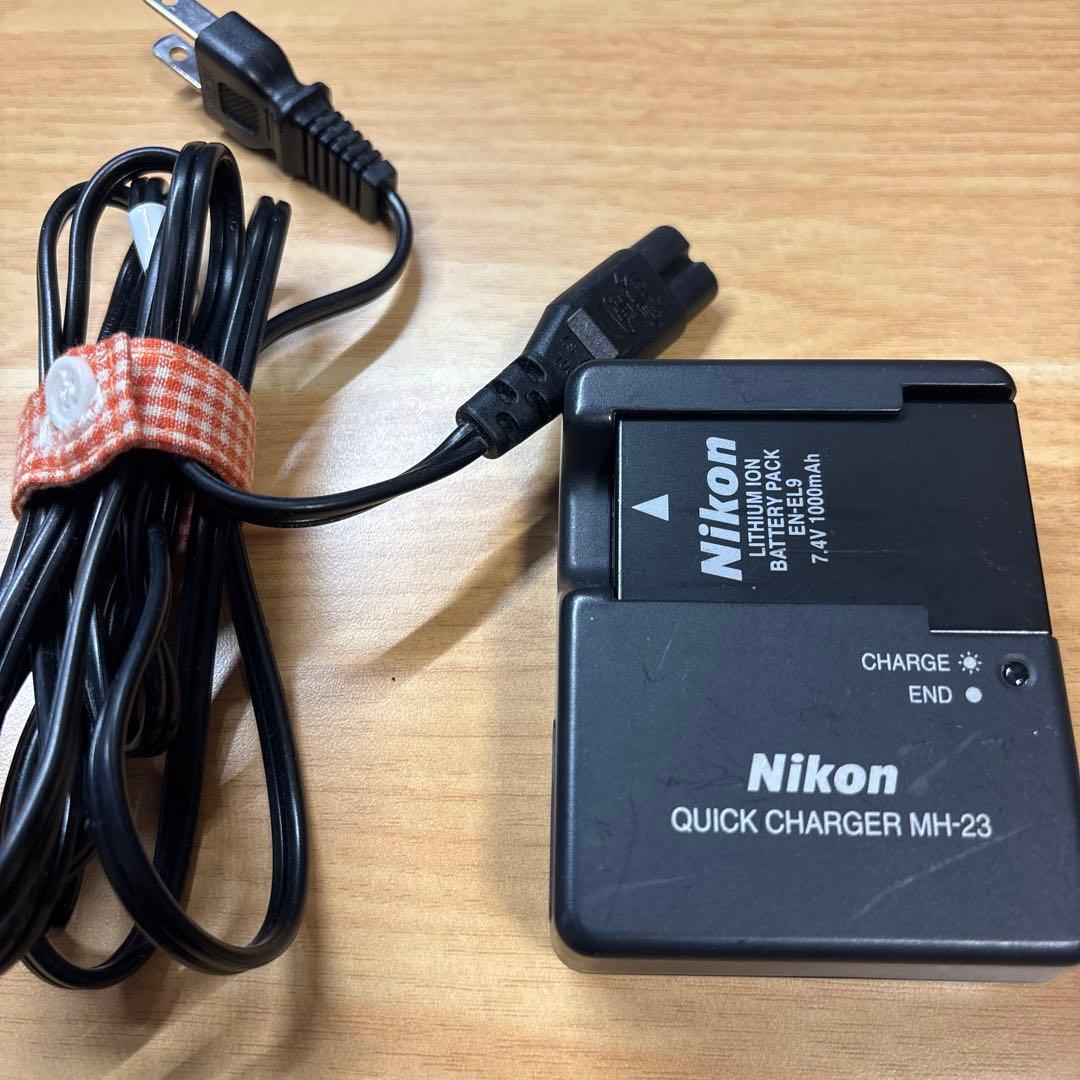 Nikon ニコン デジタル一眼レフカメラ D60 レンズストラップ付き